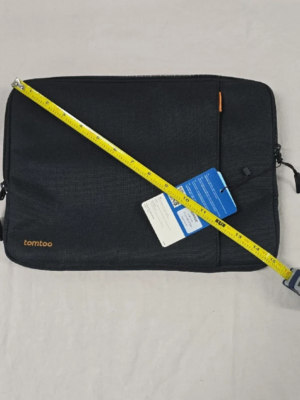 Tomtoc black laptop